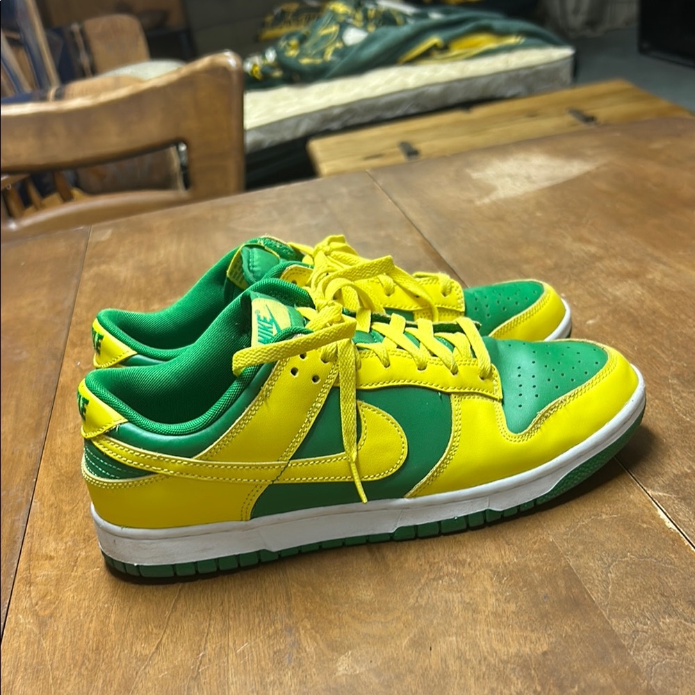Nike Men's Shoes in Yellow and Green